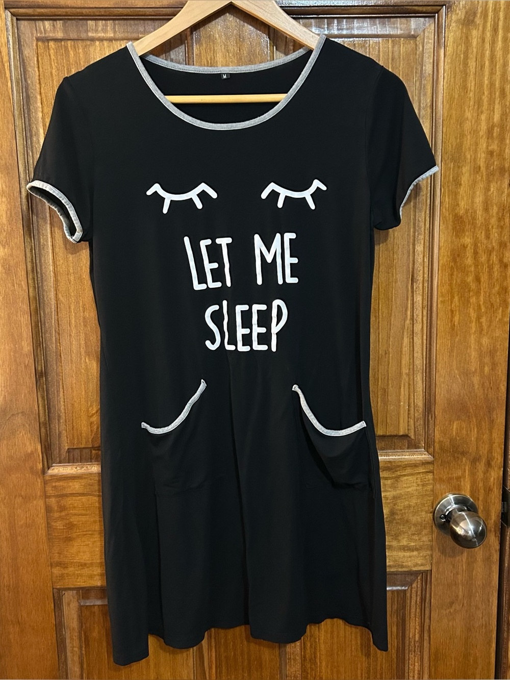 Black "Let Me Sleep" Pajama Dress Womens Medium Pockets Stretchy Shirt Gown